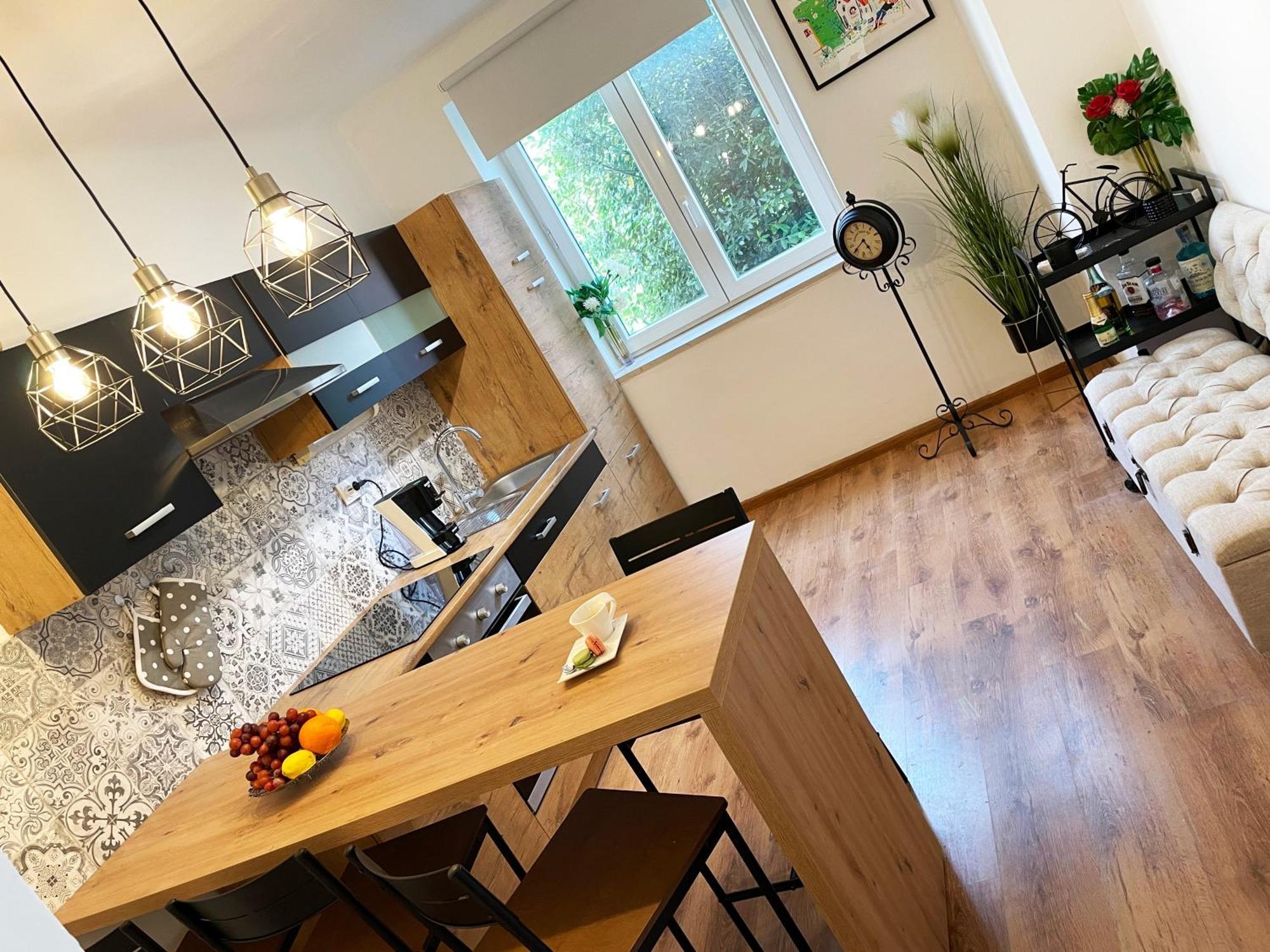 Cute Apartment In Rijeka Near Beach With Parking المظهر الخارجي الصورة